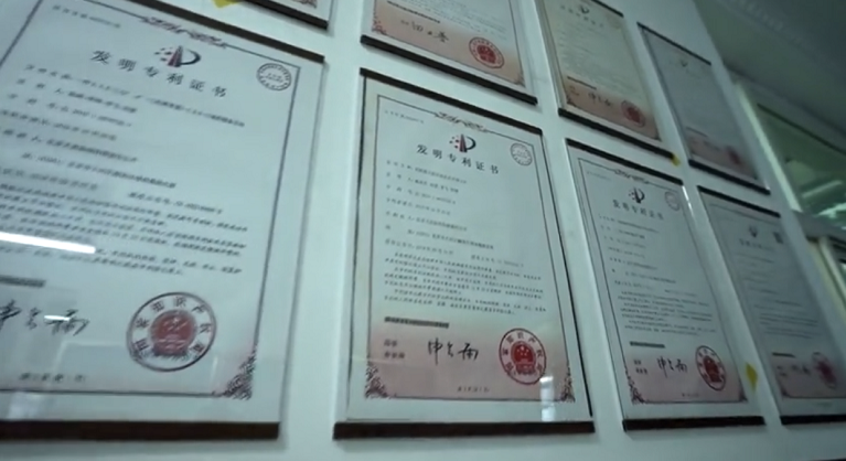 喜訊！天罡助劑獲評“中國塑料助劑行業(yè)十強企業(yè)”榮譽稱號